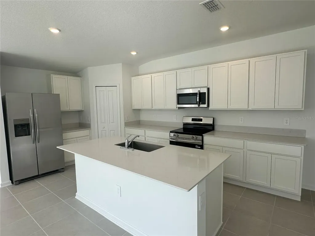 5434 Lewisham Drive Davenport FL 33837