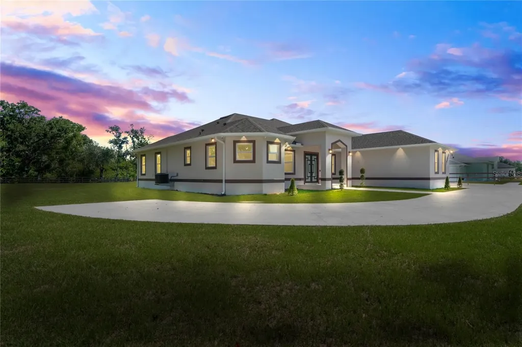 14060 Sydney Road Dover FL 33527