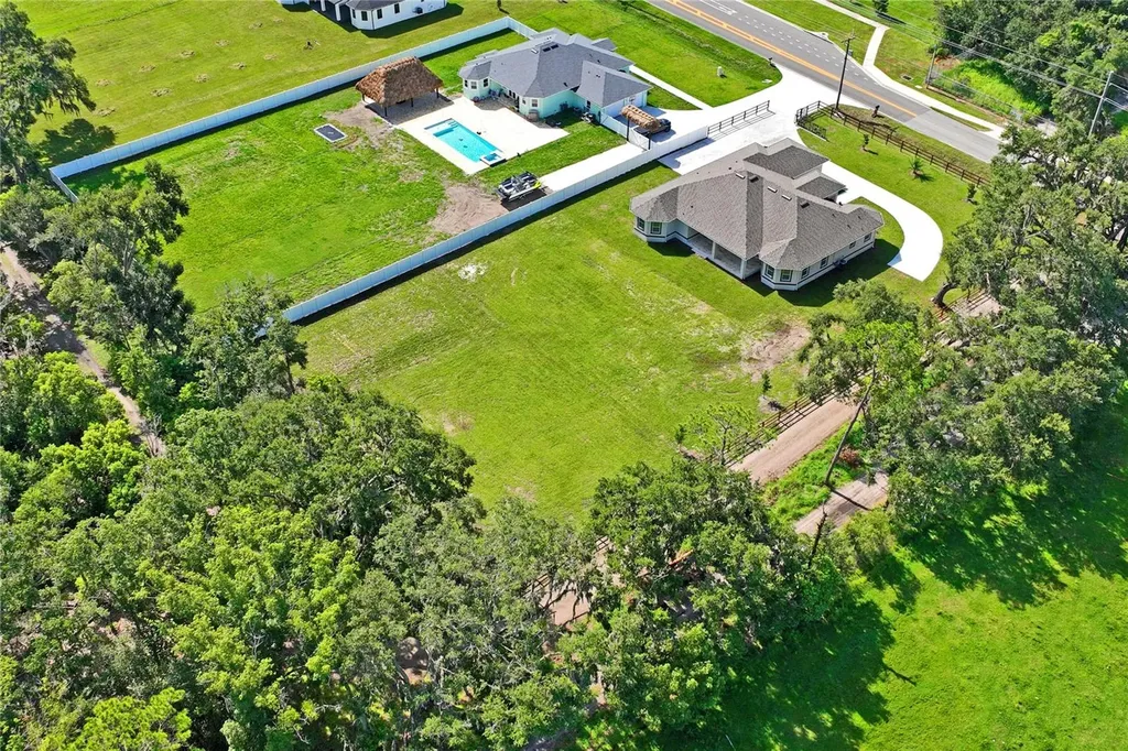 14060 Sydney Road Dover FL 33527