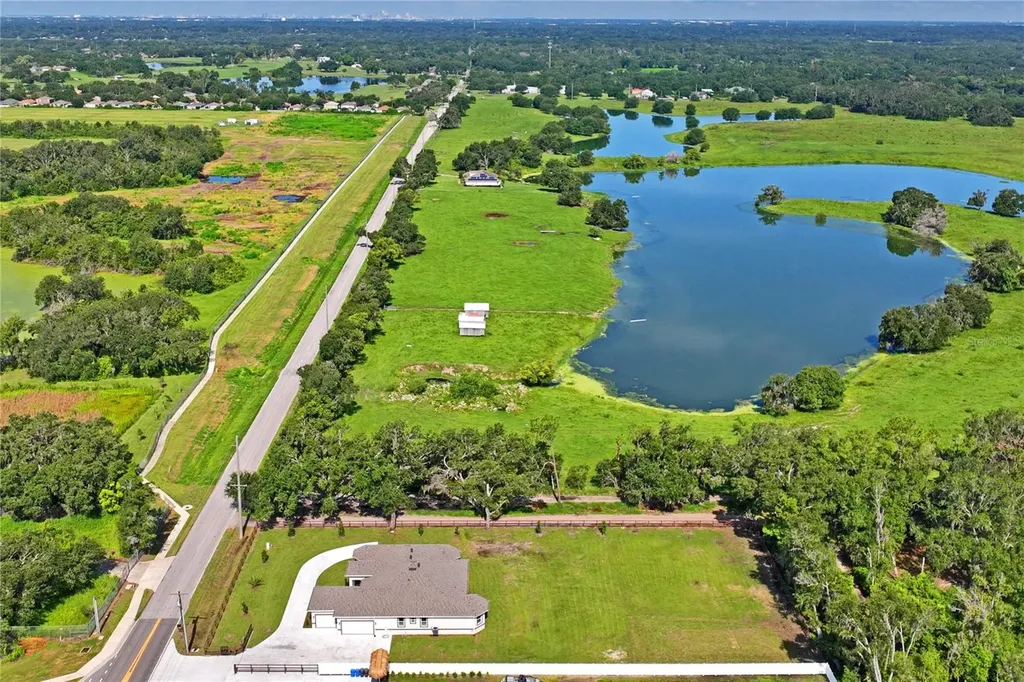 14060 Sydney Road Dover FL 33527