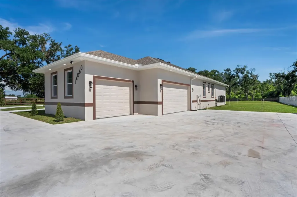 14060 Sydney Road Dover FL 33527