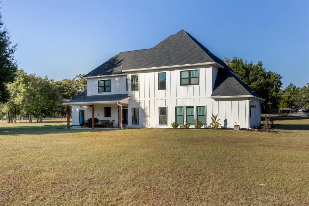 26025 NW 166th Avenue High Springs FL 32643