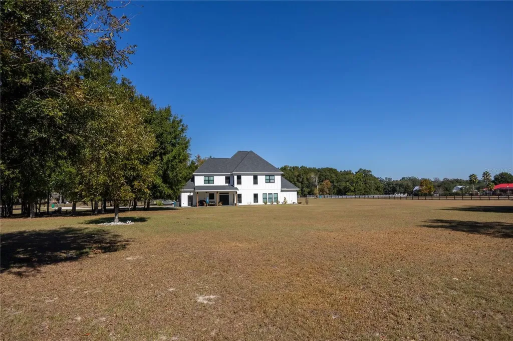 26025 NW 166th Avenue High Springs FL 32643