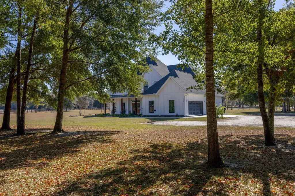 26025 NW 166th Avenue High Springs FL 32643