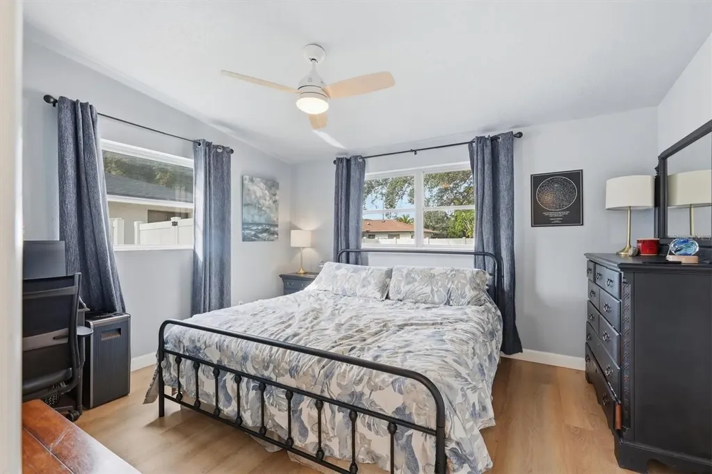 4643 Brooksdale Drive Sarasota FL 34232