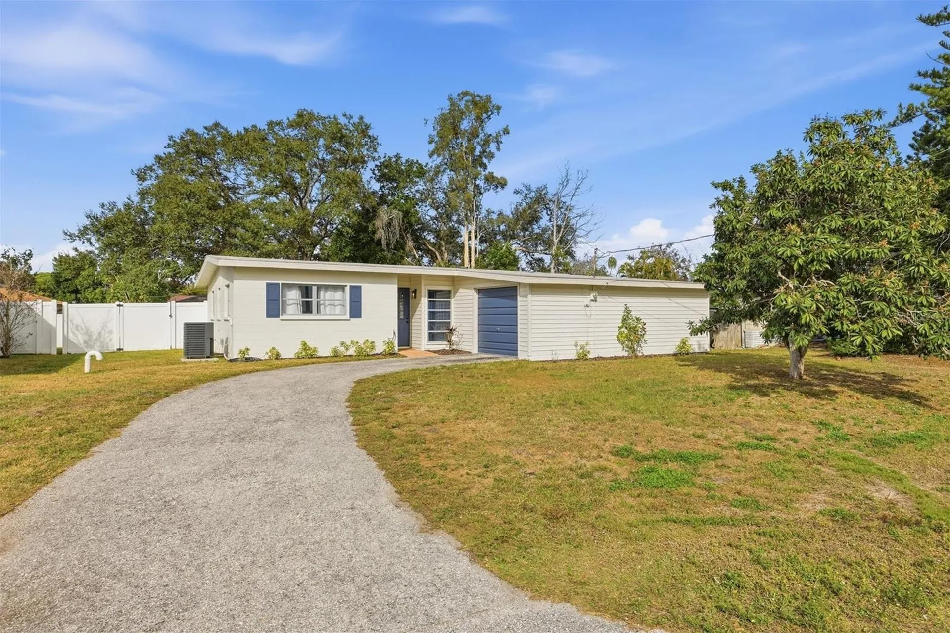4643 Brooksdale Drive Sarasota FL 34232