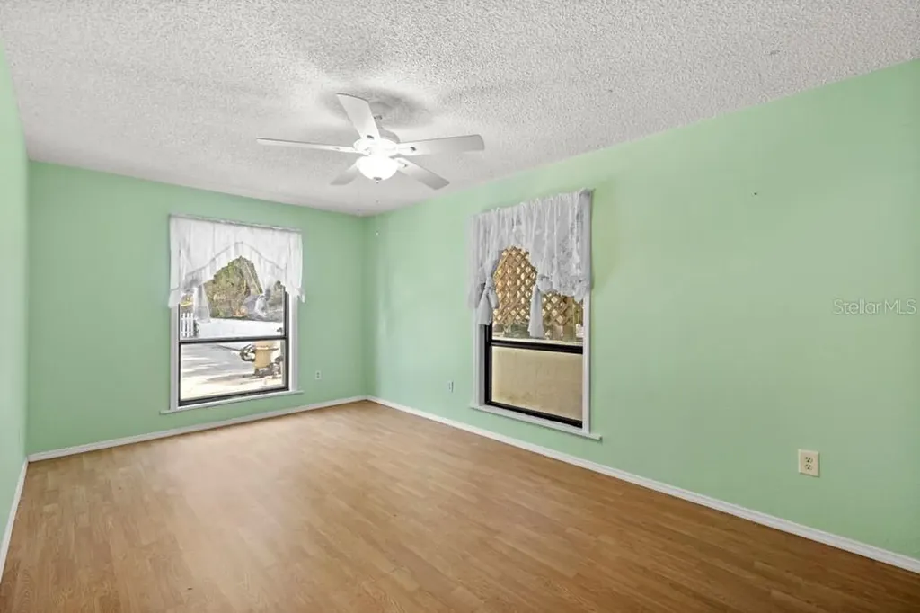 19621 Lake Lincoln Lane Eustis FL 32736
