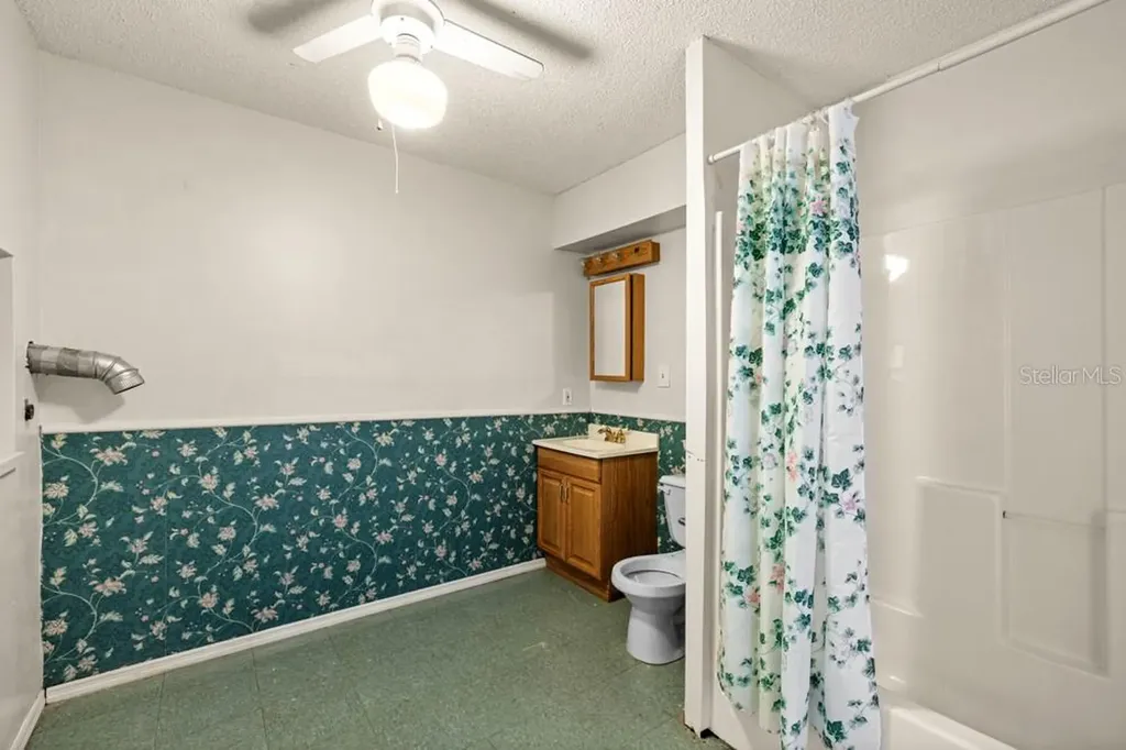 19621 Lake Lincoln Lane Eustis FL 32736