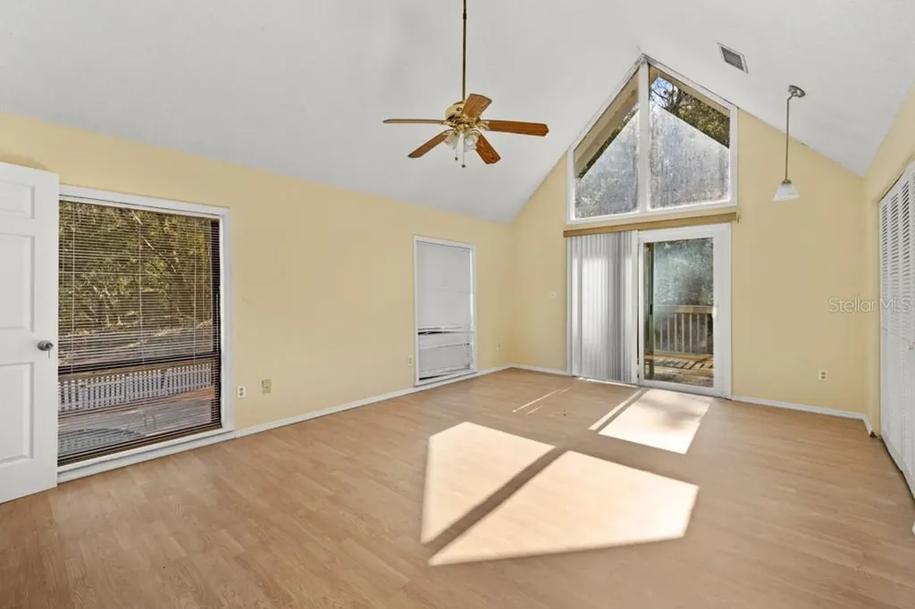 19621 Lake Lincoln Lane Eustis FL 32736