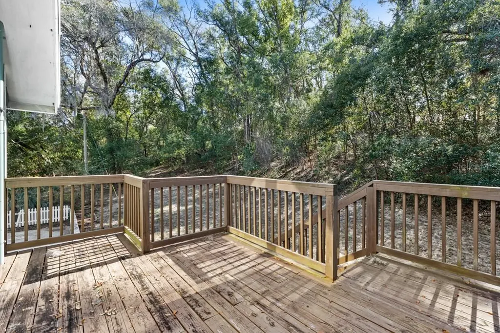19621 Lake Lincoln Lane Eustis FL 32736