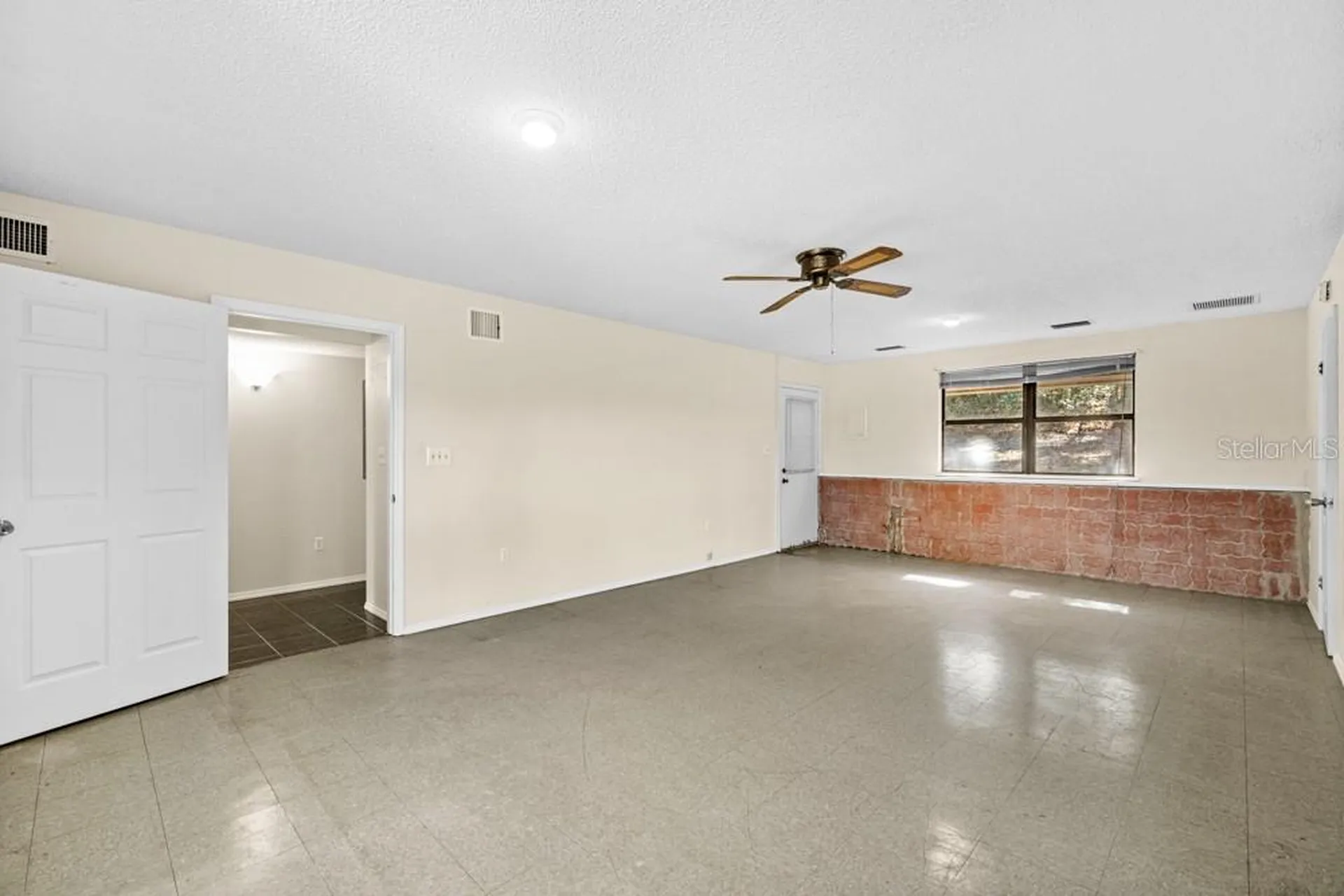 19621 Lake Lincoln Lane Eustis FL 32736