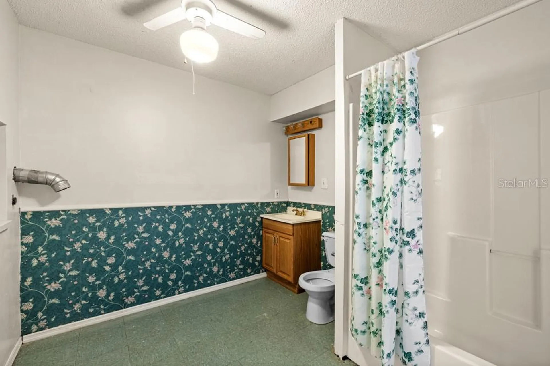 19621 Lake Lincoln Lane Eustis FL 32736