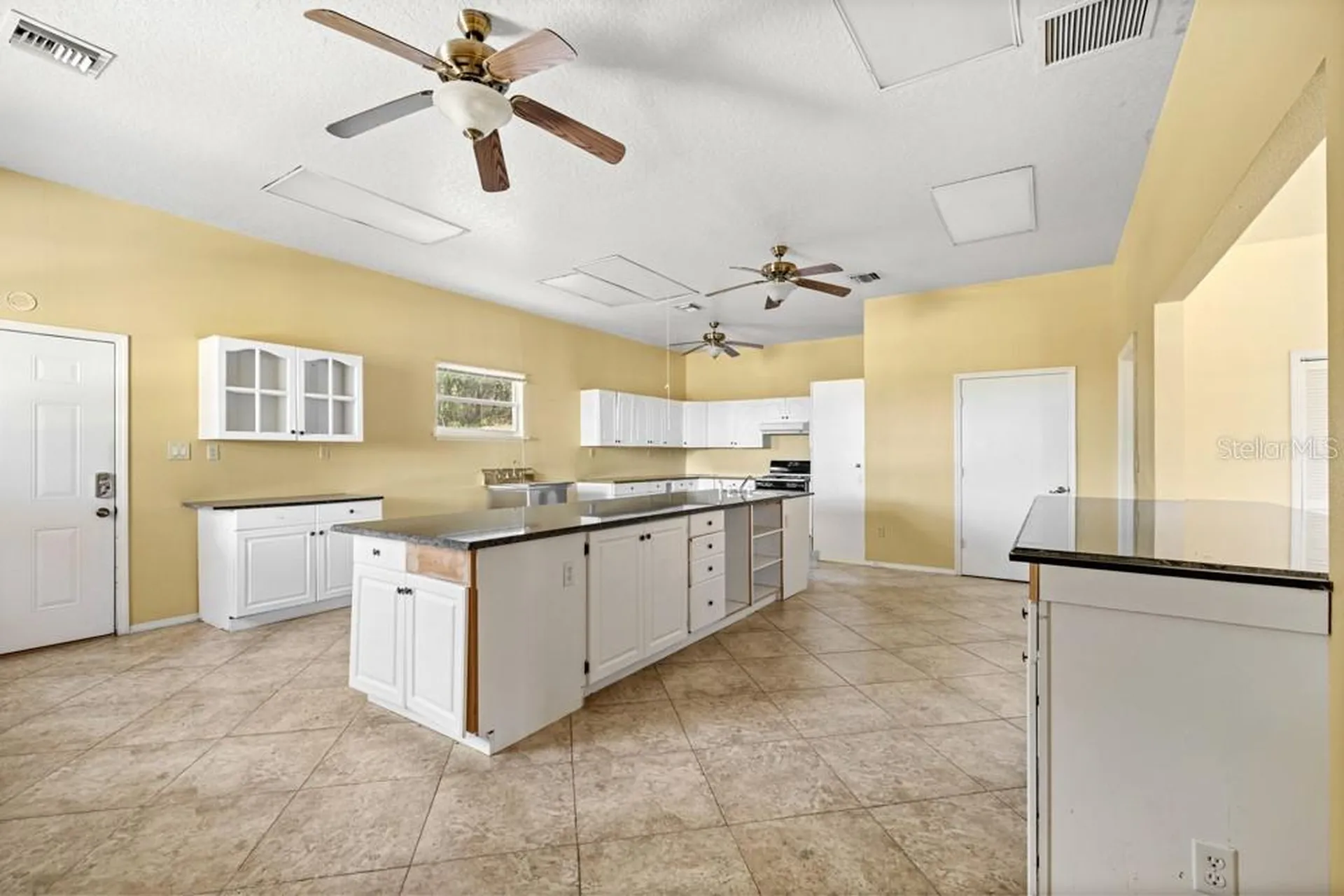 19621 Lake Lincoln Lane Eustis FL 32736