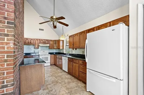 19621 Lake Lincoln Lane Eustis FL 32736