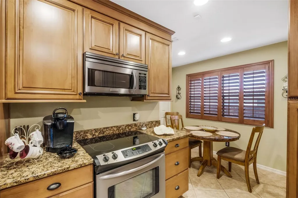 551 Grand Cayman Circle Lakeland FL 33803