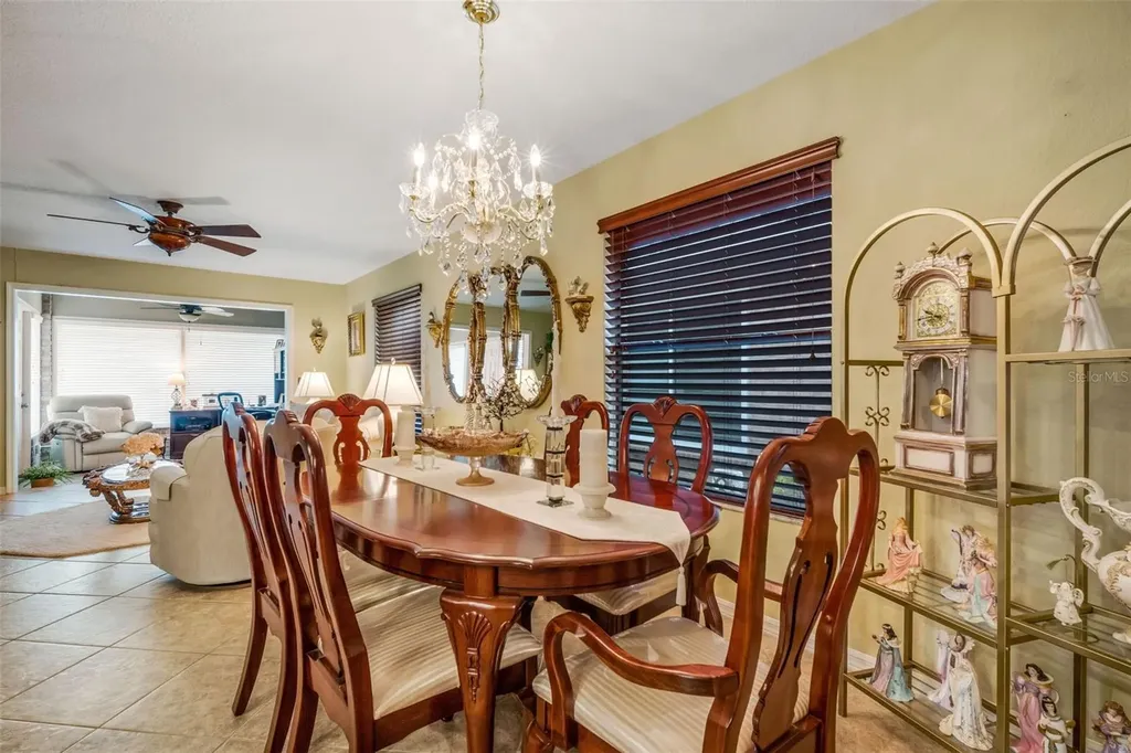 551 Grand Cayman Circle Lakeland FL 33803