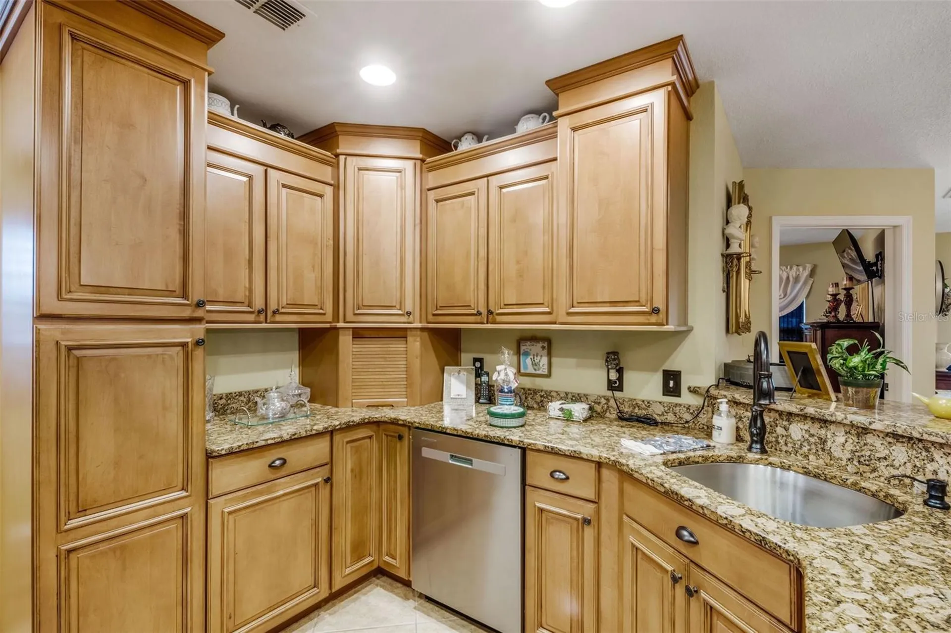 551 Grand Cayman Circle Lakeland FL 33803
