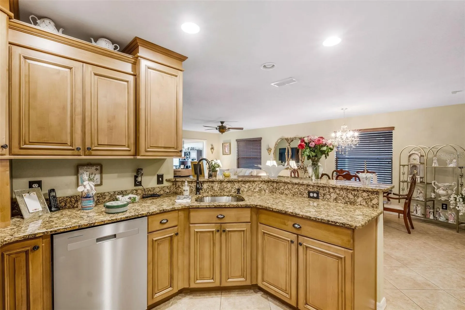 551 Grand Cayman Circle Lakeland FL 33803