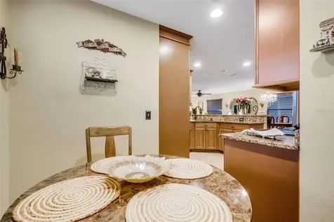 551 Grand Cayman Circle Lakeland FL 33803