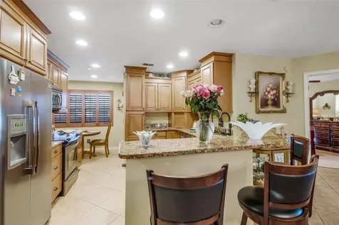 551 Grand Cayman Circle Lakeland FL 33803