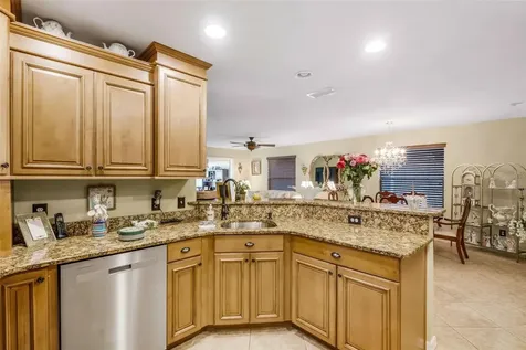 551 Grand Cayman Circle Lakeland FL 33803