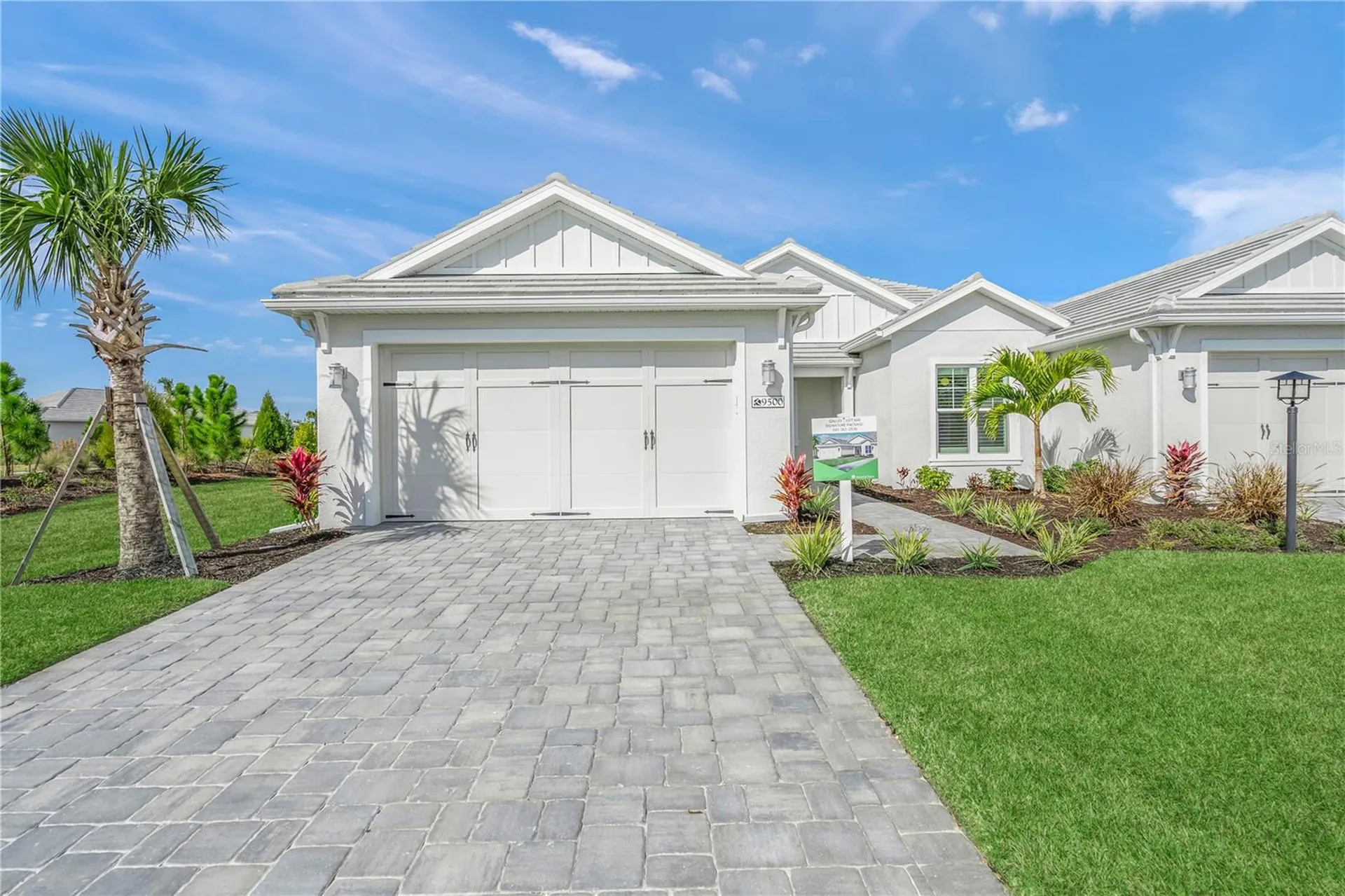 9500 Lunar Dove Drive Sarasota FL 34240