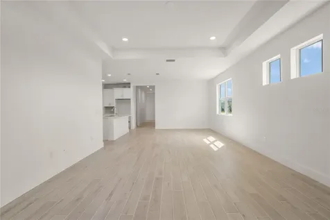 9500 Lunar Dove Drive Sarasota FL 34240