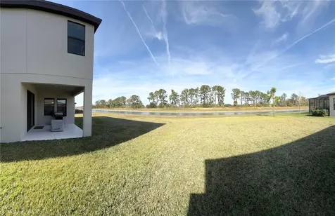 14820 Paddock Pond Avenue Lithia FL 33547