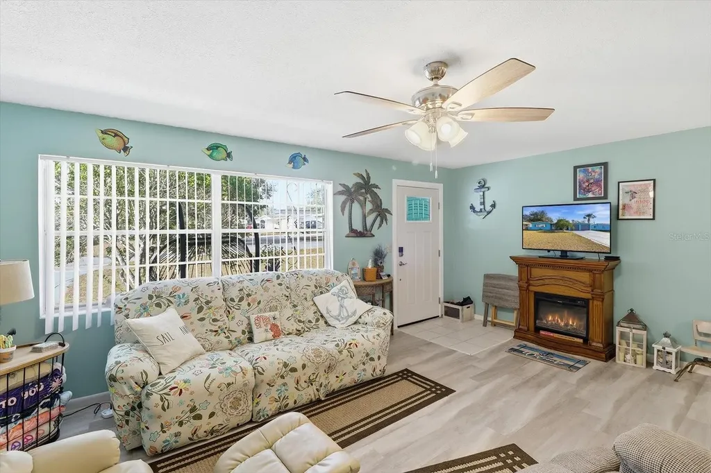 47 S Melbourne Street Beverly Hills FL 34465