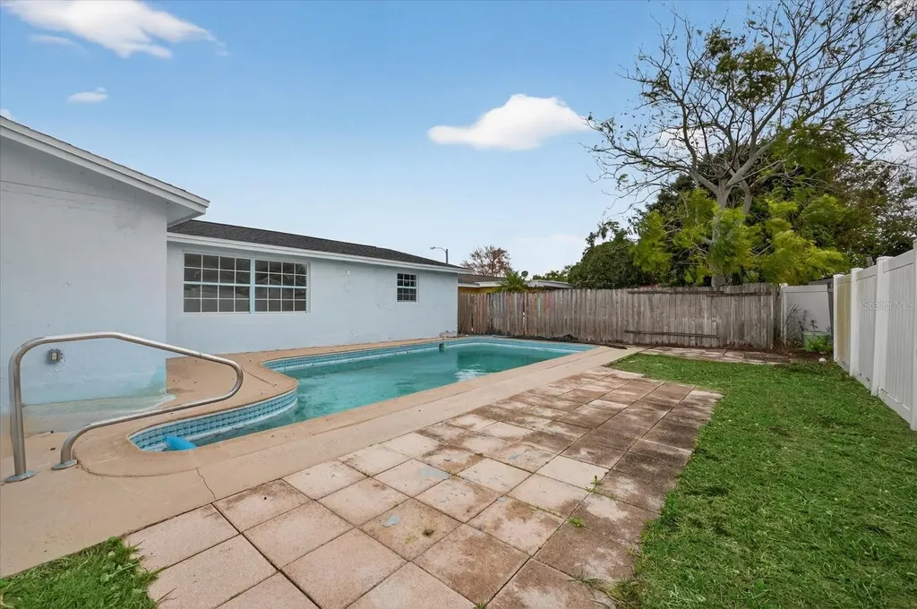 7104 King Arthur Drive Port Richey FL 34668