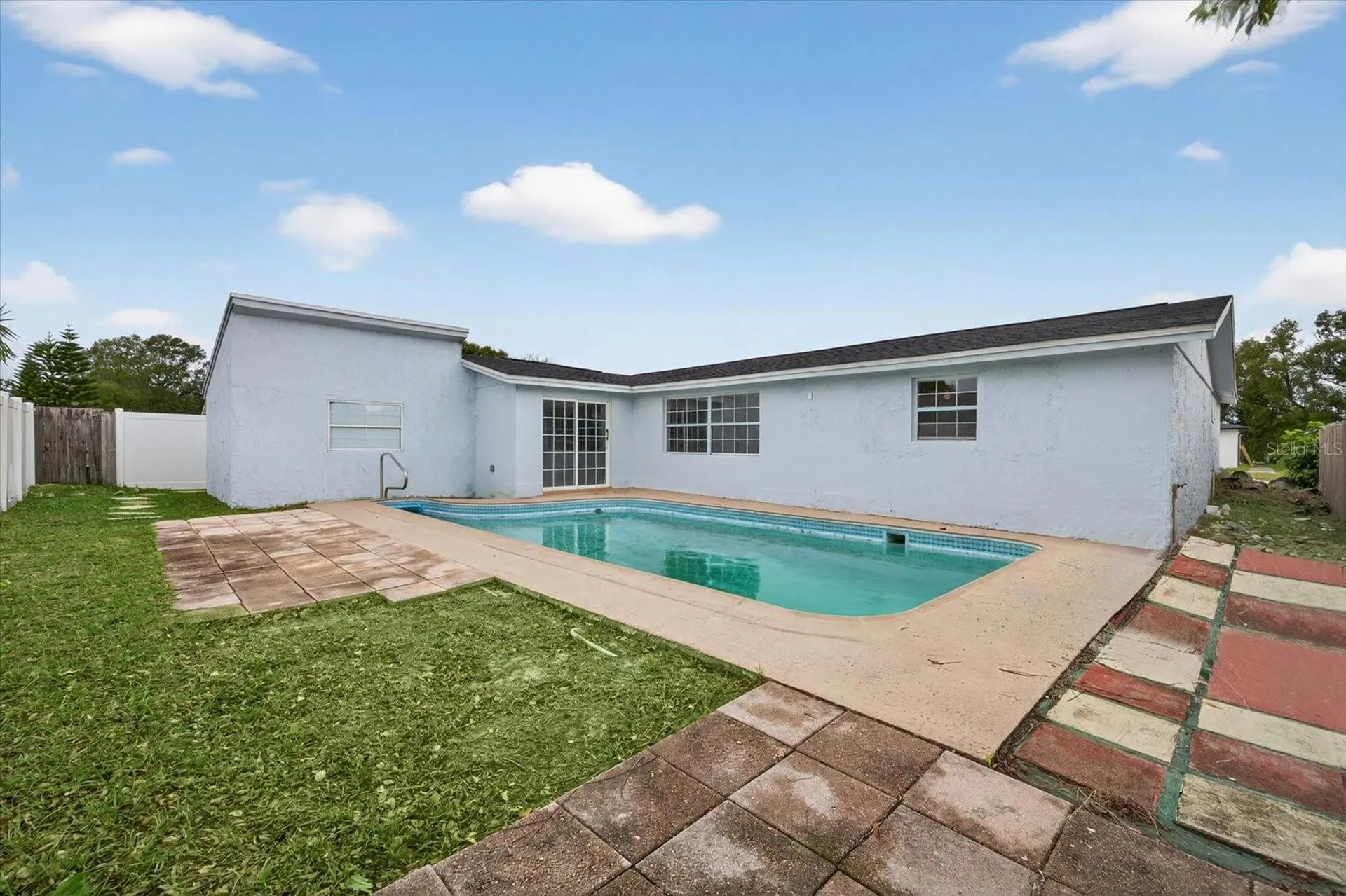 7104 King Arthur Drive Port Richey FL 34668