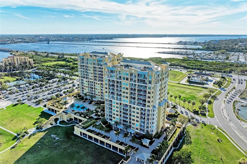 140 Riviera Dunes Way Palmetto FL 34221