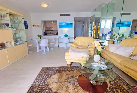 1212 Ben Franklin Drive Sarasota FL 34236