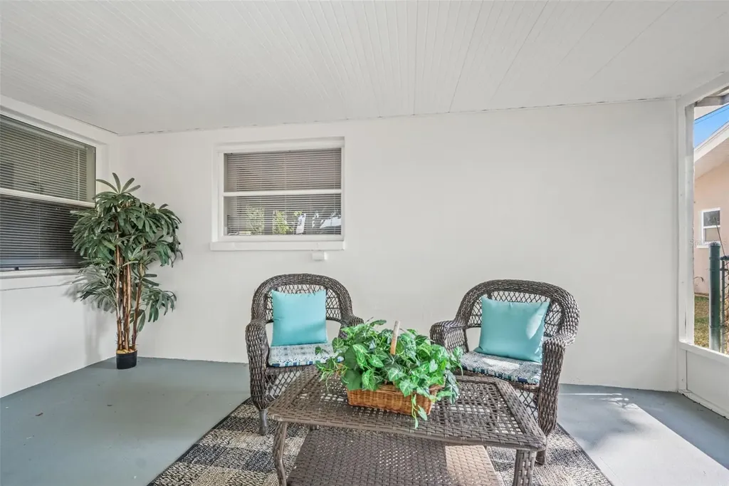 1472 Ruth Road Dunedin FL 34698
