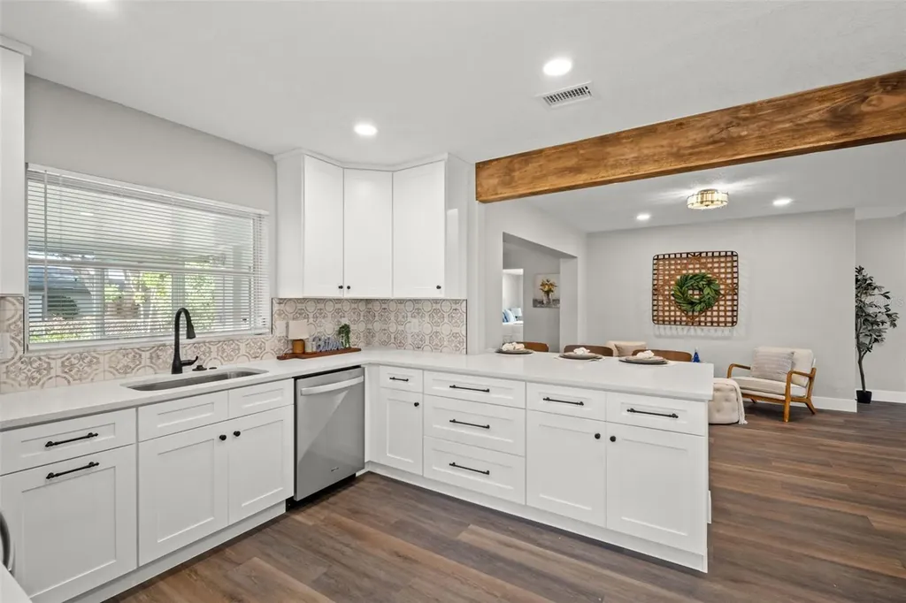 1472 Ruth Road Dunedin FL 34698