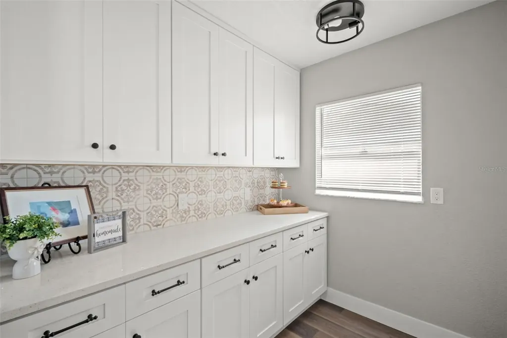1472 Ruth Road Dunedin FL 34698