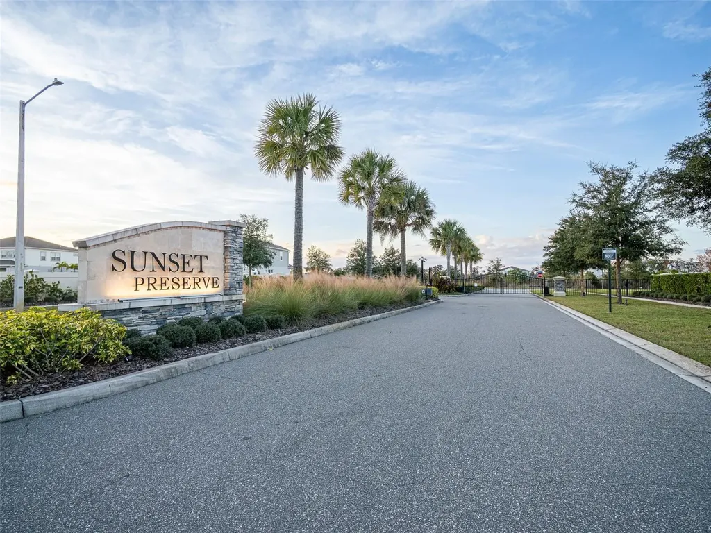 2206 Weatherly Way Orlando FL 32820
