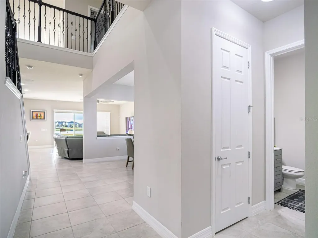 2206 Weatherly Way Orlando FL 32820