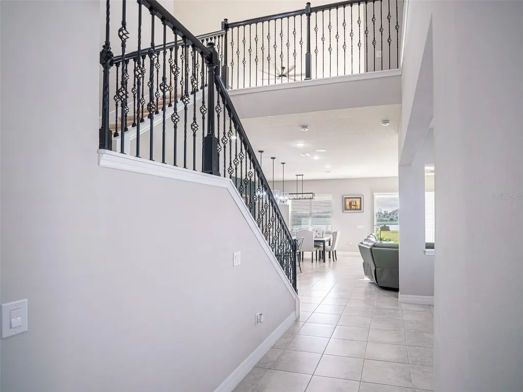 2206 Weatherly Way Orlando FL 32820