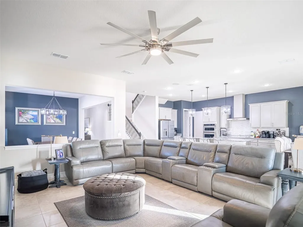 2206 Weatherly Way Orlando FL 32820