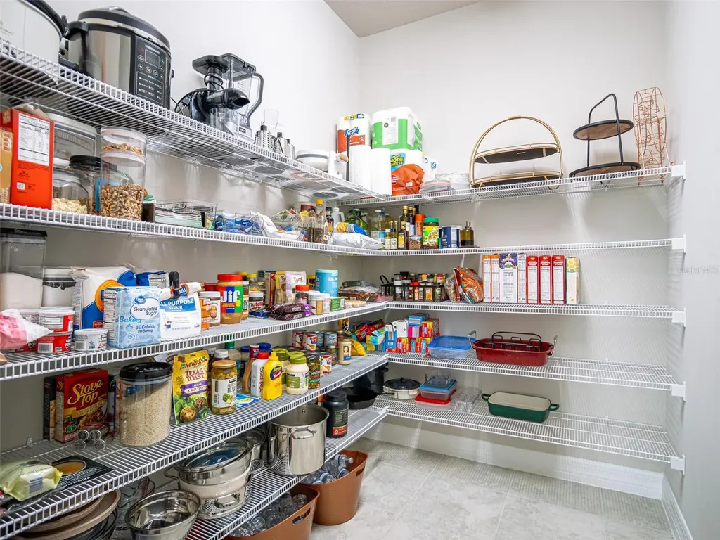 2206 Weatherly Way Orlando FL 32820