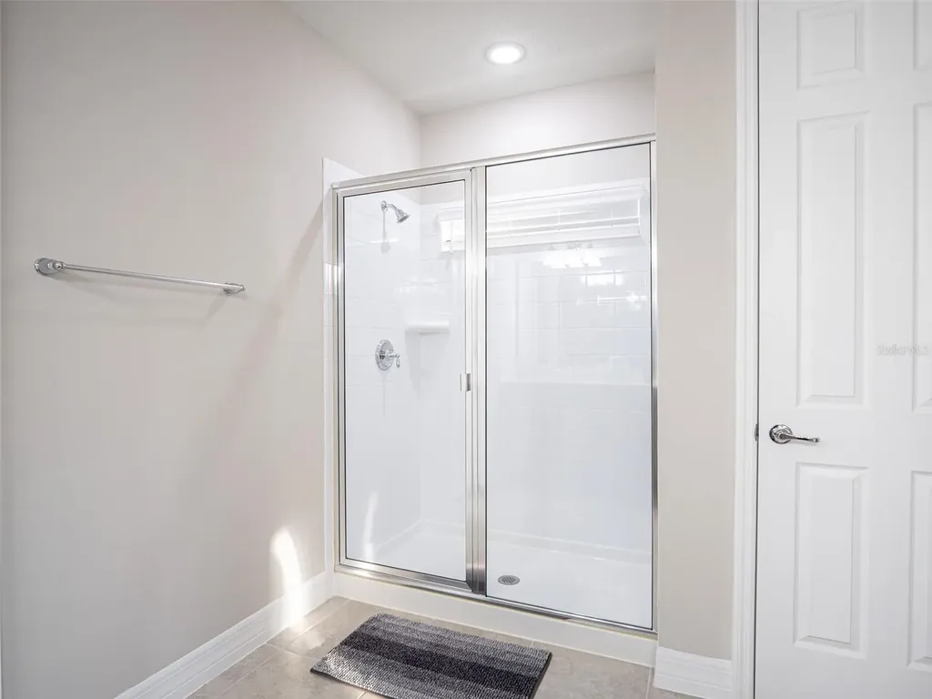 2206 Weatherly Way Orlando FL 32820