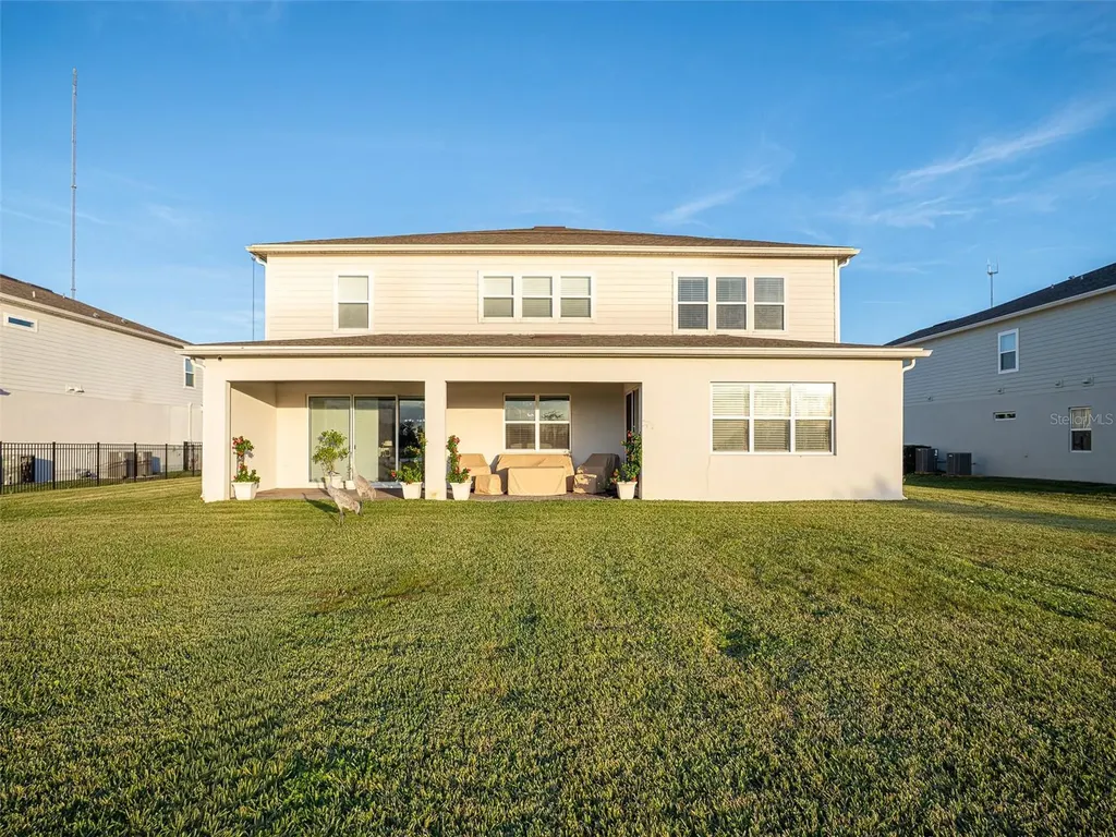 2206 Weatherly Way Orlando FL 32820