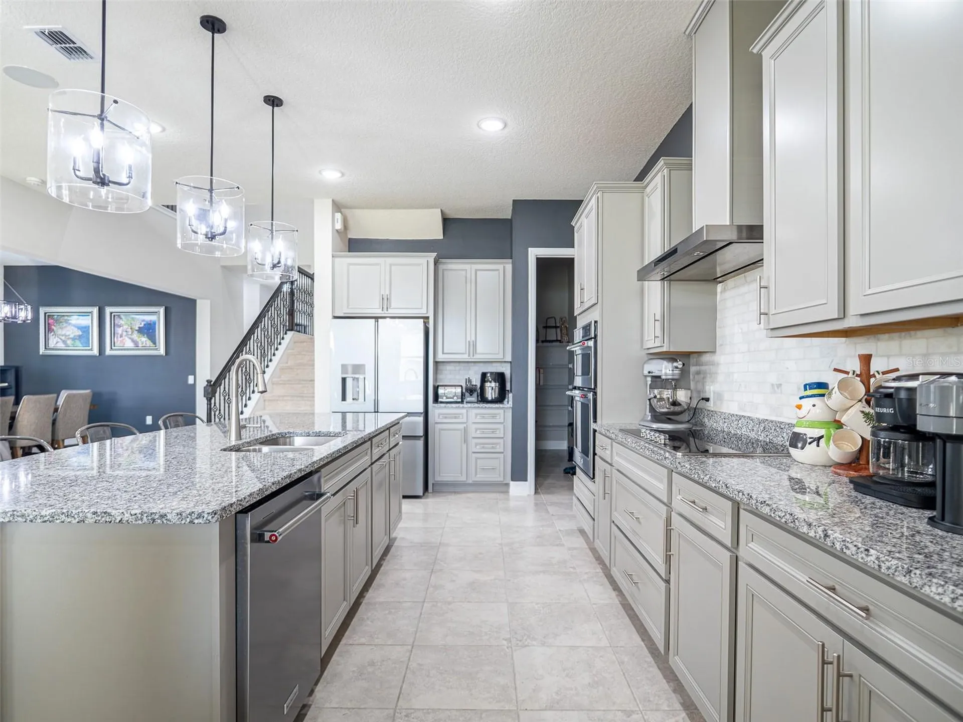 2206 Weatherly Way Orlando FL 32820