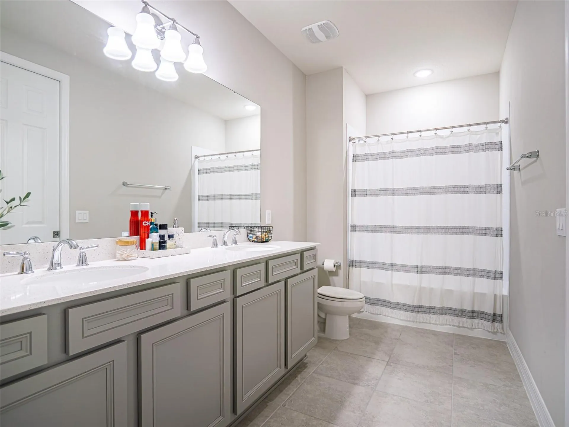 2206 Weatherly Way Orlando FL 32820