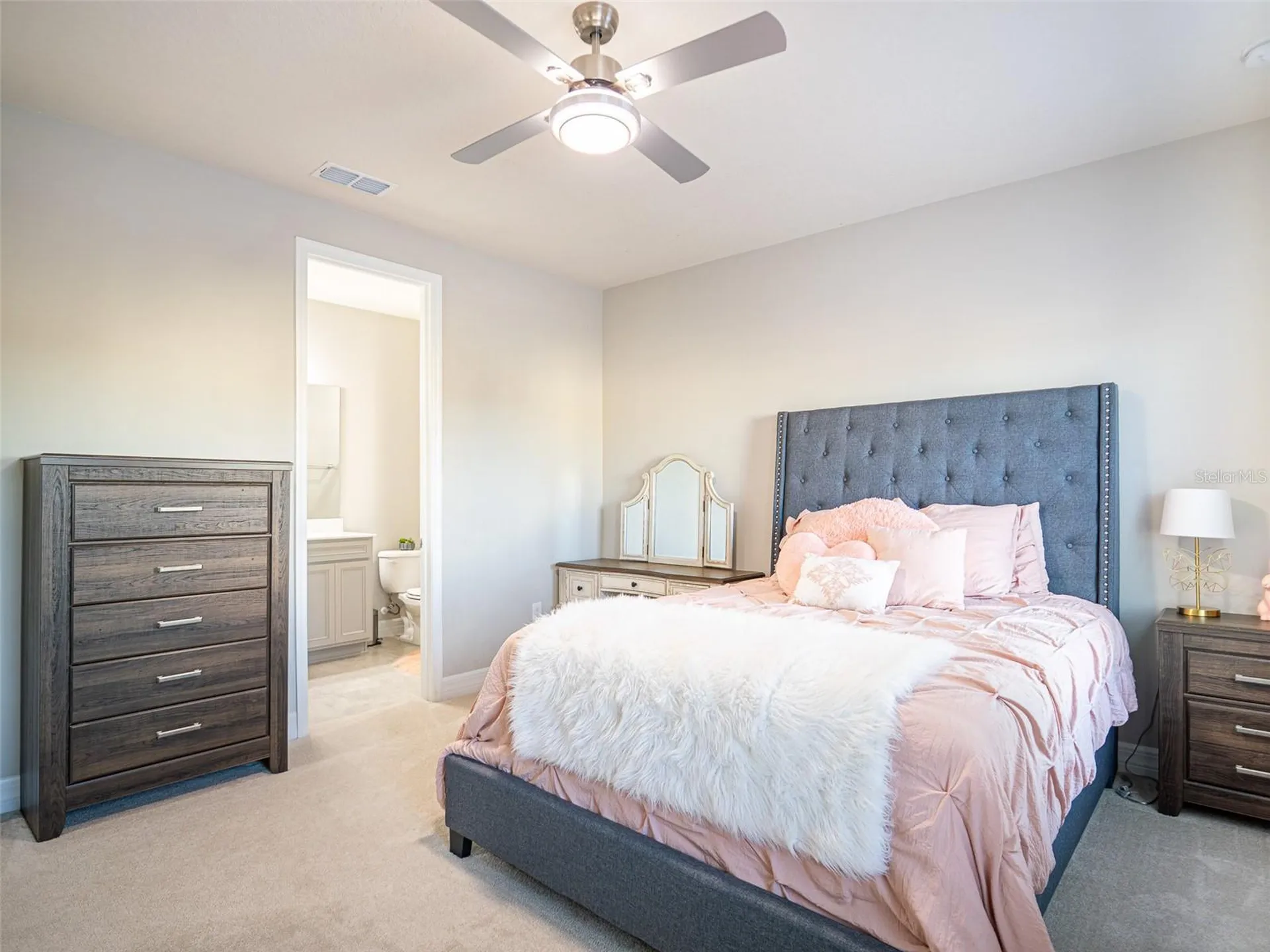 2206 Weatherly Way Orlando FL 32820