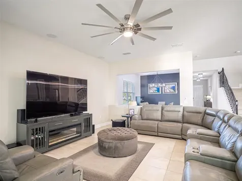 2206 Weatherly Way Orlando FL 32820