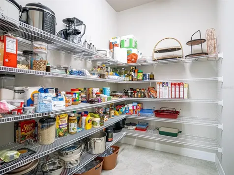 2206 Weatherly Way Orlando FL 32820