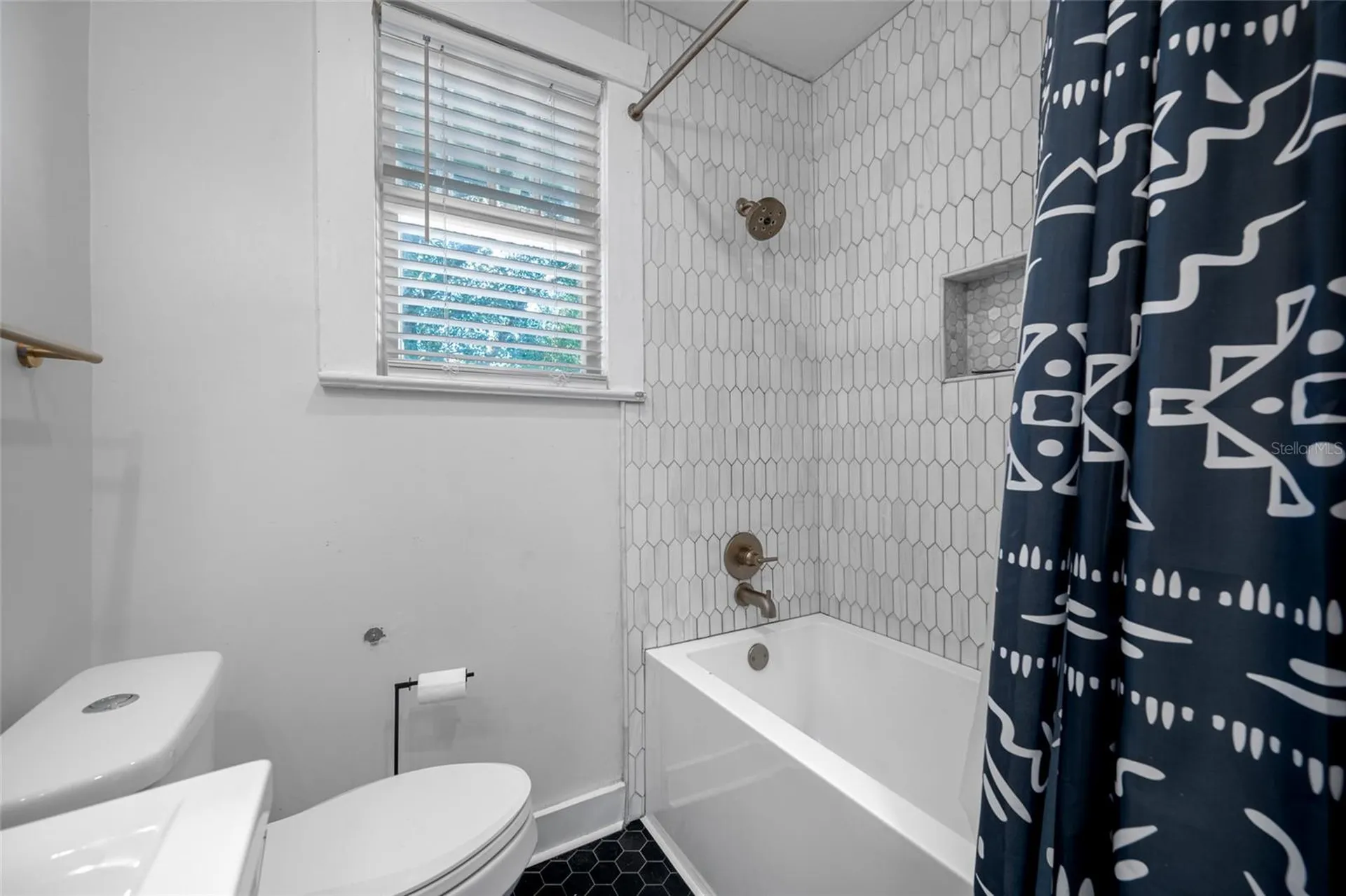 304 W Henry Avenue Tampa FL 33604