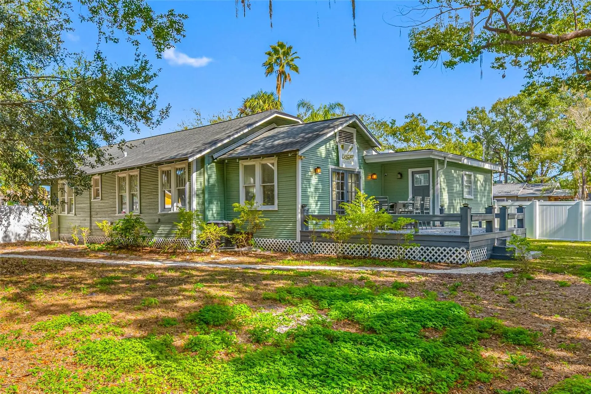 304 W Henry Avenue Tampa FL 33604
